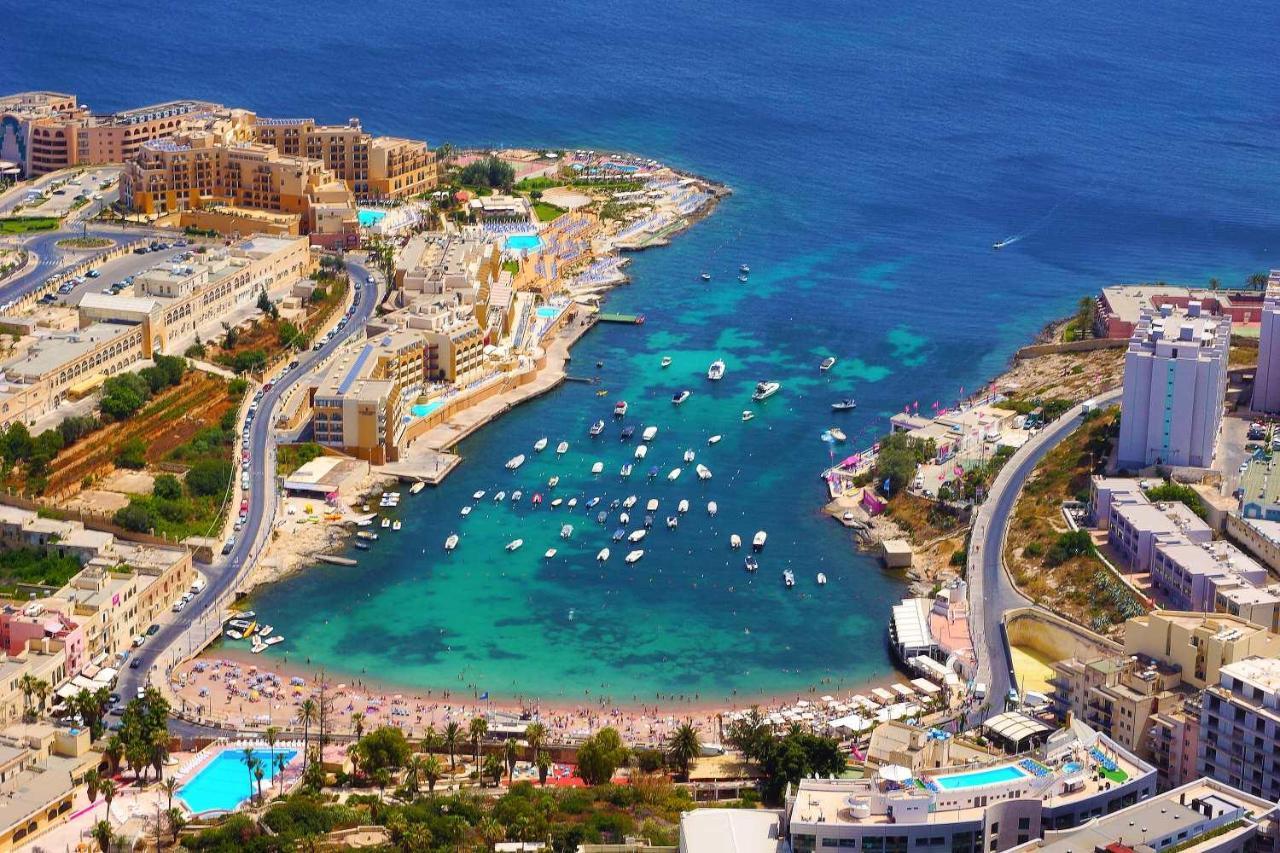 Luxe Apartment With Valletta And Harbour Views Sliema Exterior foto